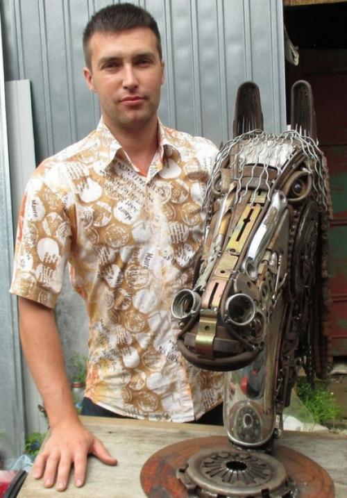 Скульптура из автозапчастей Инцитат. 05