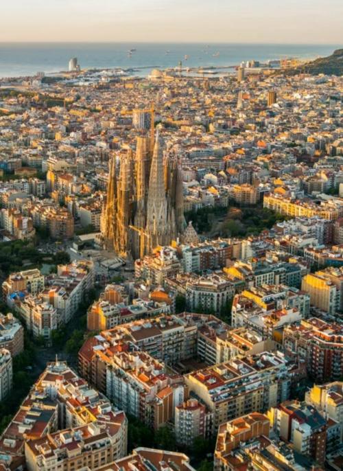 В госдуме предложили ограничить продажу зарубежных туров на фоне текущей ситуации. 01