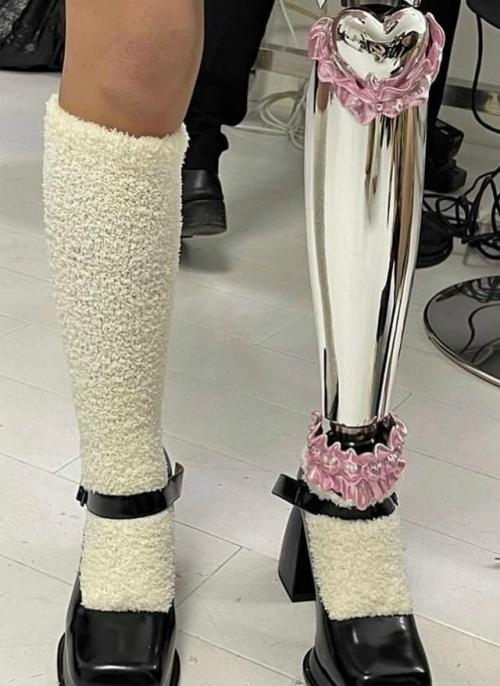 Одни из первых протезов использовали ещё в эпоху древнего Рима. 05