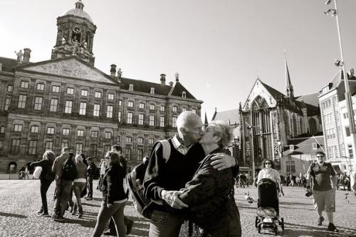 Как один фотограф доказал, что миром правит любовь. 05