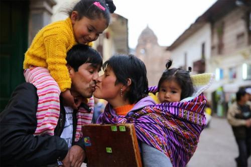 Как один фотограф доказал, что миром правит любовь. 04