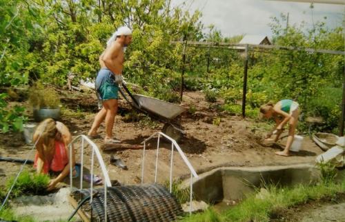 Как мы смастерили с детьми прудик. 01