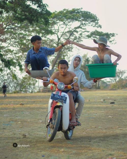 Приколюхи от индонезийской фотографической молодежи. 01