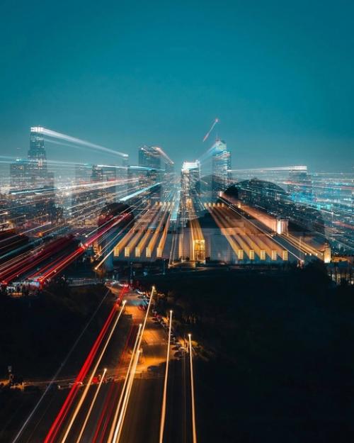 Фотографии майка Уилла захватывают взгляд своей игрой света в суете больших городов. 03