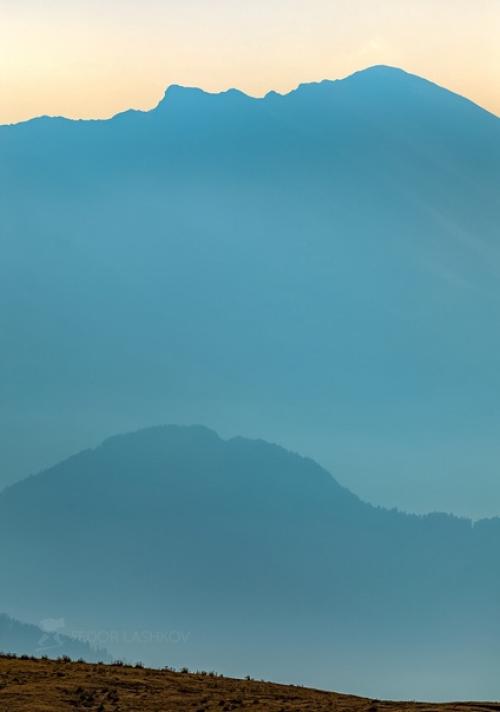 Воздушная перспектива горных долин из серии Акварели Воздуха и Света. 05