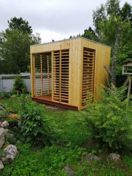 Закончили беседочку. 2. 04