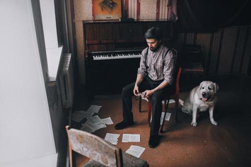 История о слепом пианисте и о его верной собаке. 05