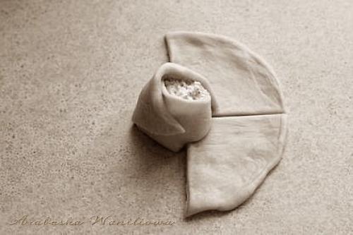 Дрожжевые сырные розочки своими руками. 03